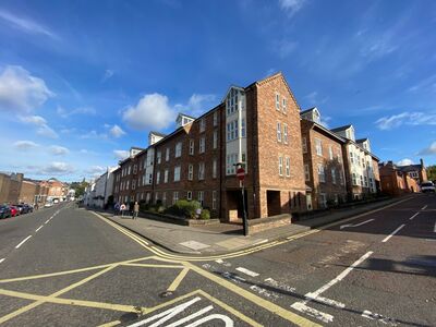 New Elvet, 2 bedroom  Flat for sale, £100,000