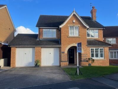 Manor Road, 5 bedroom Detached House for sale, £290,000