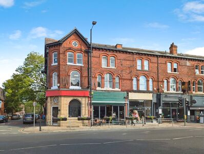 Wilmslow Road, 1 bedroom  Flat to rent, £1,000 pcm