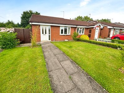 2 bedroom Semi Detached Bungalow for sale