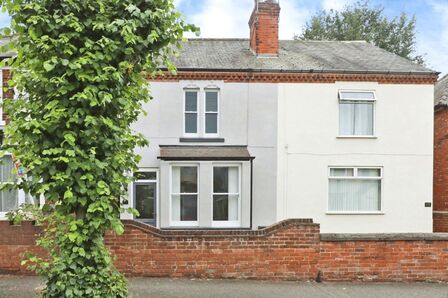 Anston Avenue, 3 bedroom Semi Detached House to rent, £850 pcm