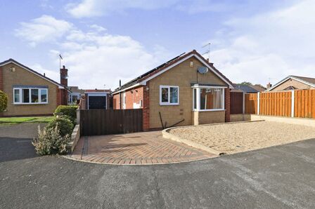 2 bedroom Detached Bungalow to rent