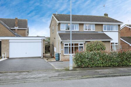 Nemesia Close, 4 bedroom Detached House for sale, £425,000