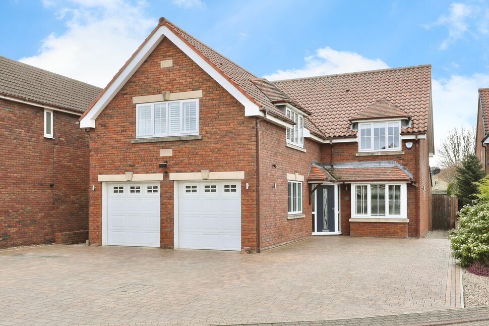 5 bedroom Detached House for sale