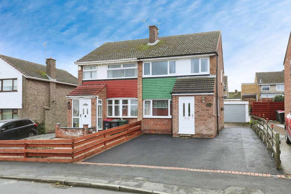 3 bedroom Semi Detached House for sale