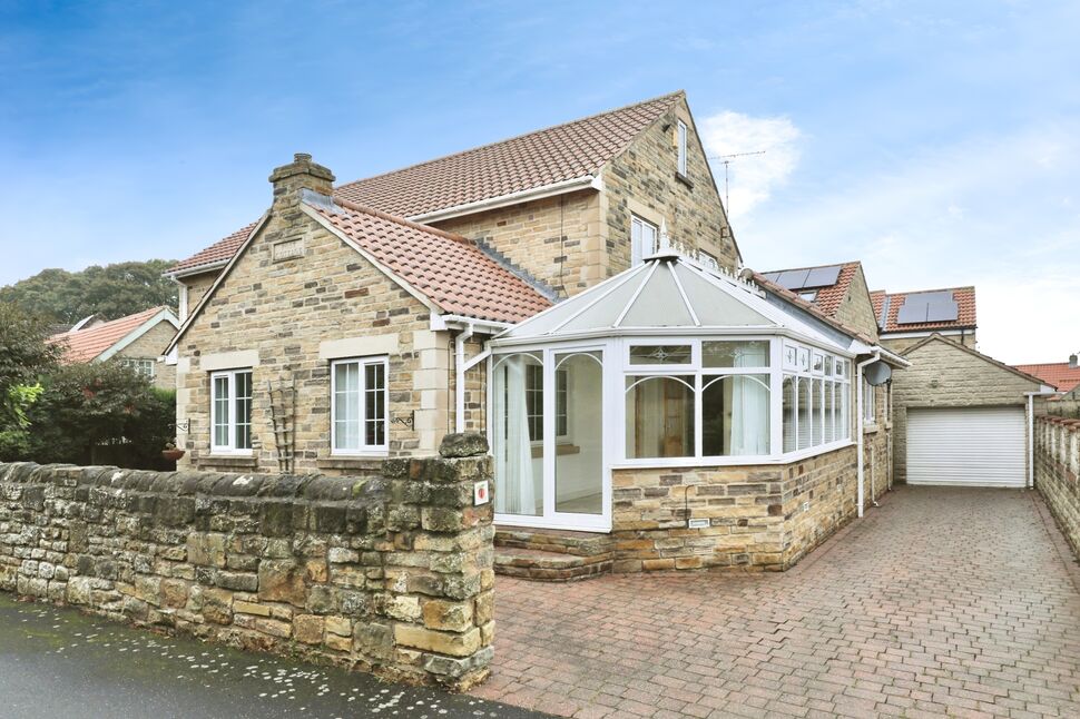 Main image of 4 bedroom Detached House for sale, Apple Tree Close, Woodsetts, South Yorkshire, S81