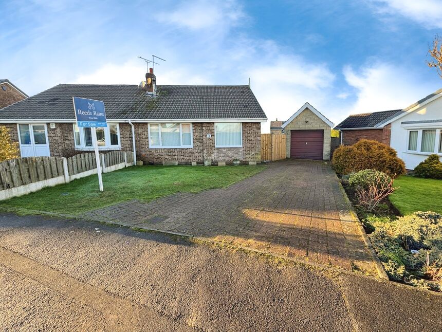 Main image of 3 bedroom Semi Detached House for sale, Broom Grove, South Anston, South Yorkshire, S25