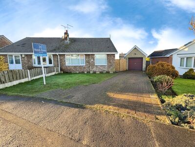 Broom Grove, 3 bedroom Semi Detached House for sale, £240,000