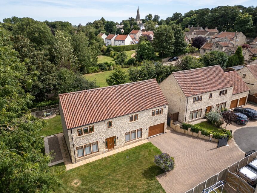 Main image of 6 bedroom Detached House for sale, Low Farm Court, Womersley, North Yorkshire, DN6