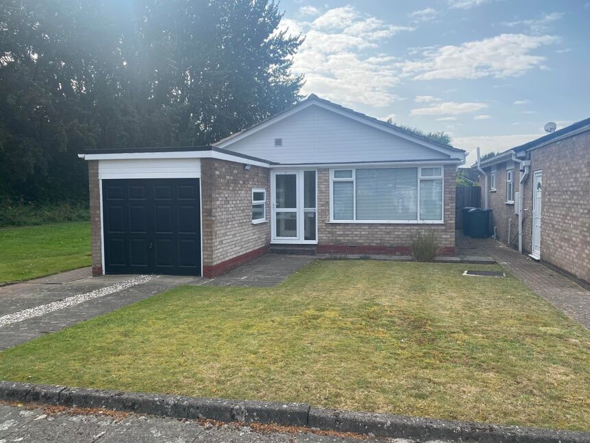 2 bedroom Detached Bungalow for sale