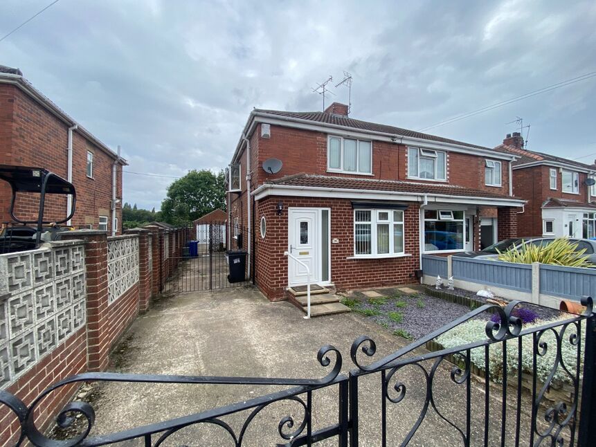 Main image of 2 bedroom Semi Detached House for sale, Crompton Avenue, Sprotbrough, Doncaster, DN5