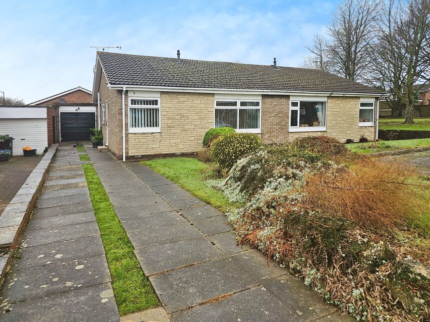 2 bedroom Semi Detached Bungalow for sale