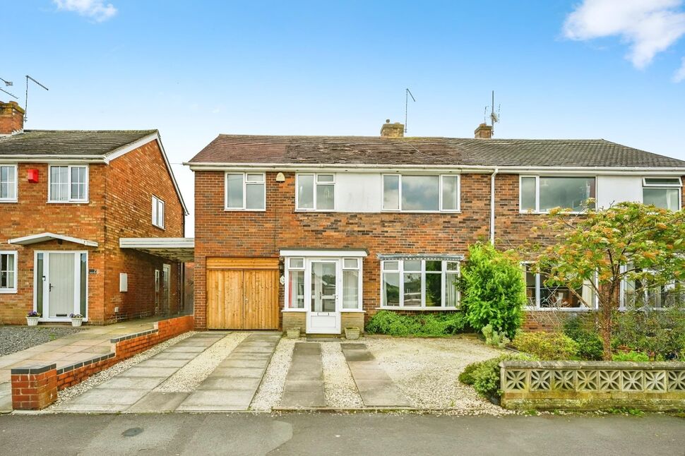 Main image of 5 bedroom Semi Detached House for sale, Farcroft Drive, Market Drayton, Shropshire, TF9