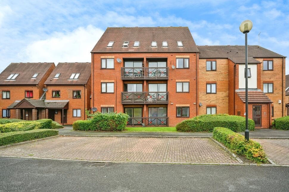 Main image of 2 bedroom  Flat for sale, Peter James Court, Stafford, Staffordshire, ST16