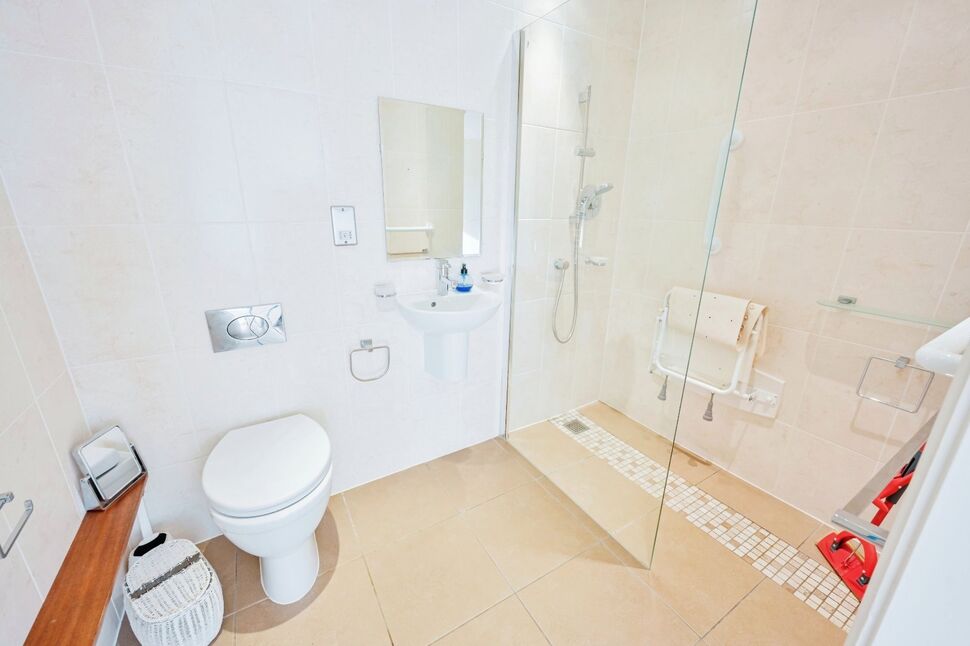 En-Suite Shower Room