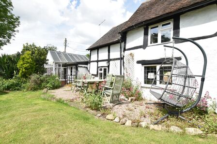 3 bedroom End Terrace House for sale