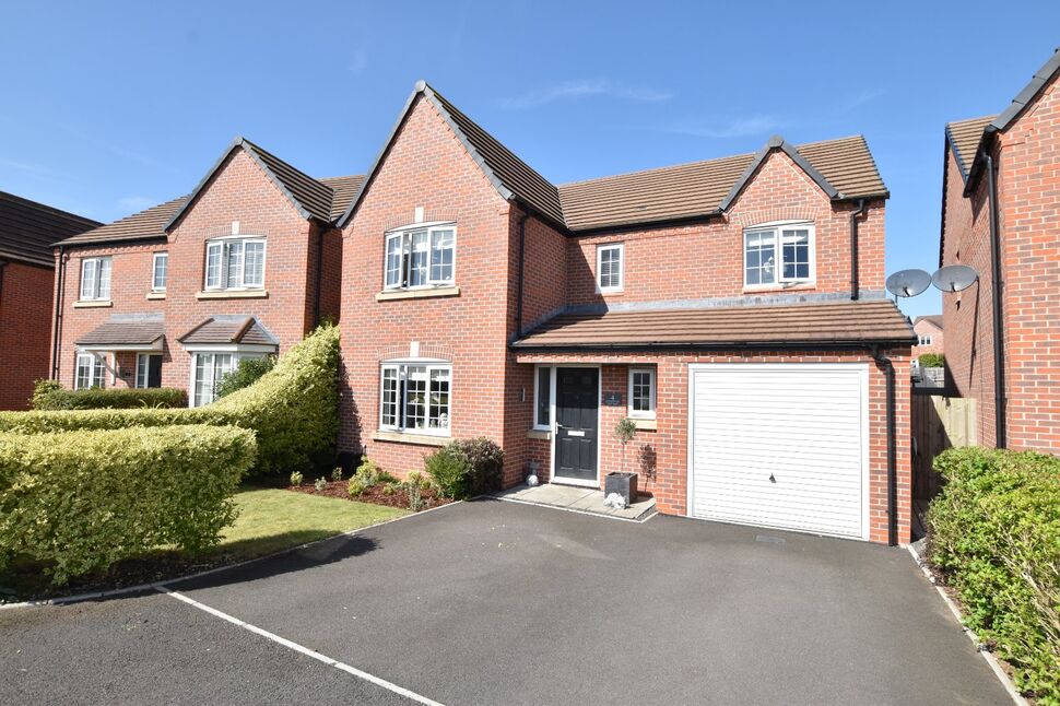 4 bedroom Detached House for sale