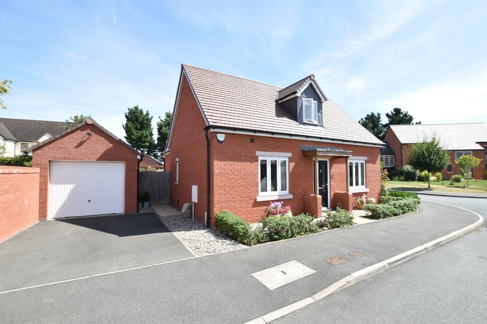 Main image of 3 bedroom Detached Bungalow for sale, Maybush Gardens, Badsey, Worcestershire, WR11