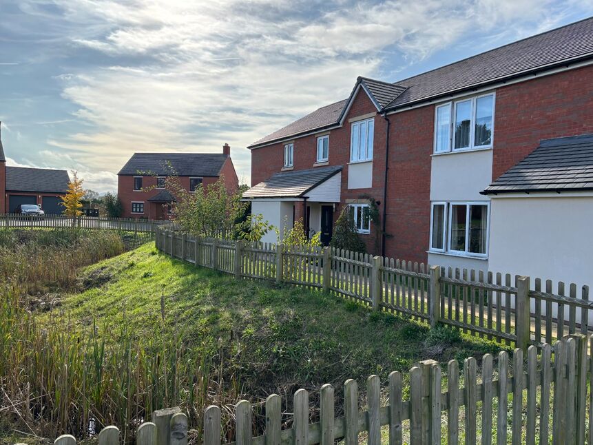 Main image of 2 bedroom Mid Terrace House for sale, Maybush Gardens, Badsey, Worcestershire, WR11