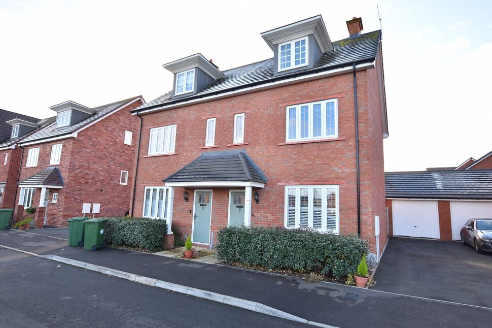 Main image of 3 bedroom Semi Detached House for sale, Oriel Meadows, Evesham, Worcestershire, WR11