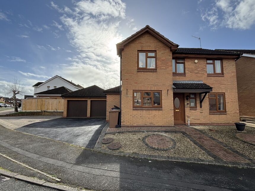 Main image of 4 bedroom Detached House for sale, St. Marks Close, Evesham, Worcestershire, WR11