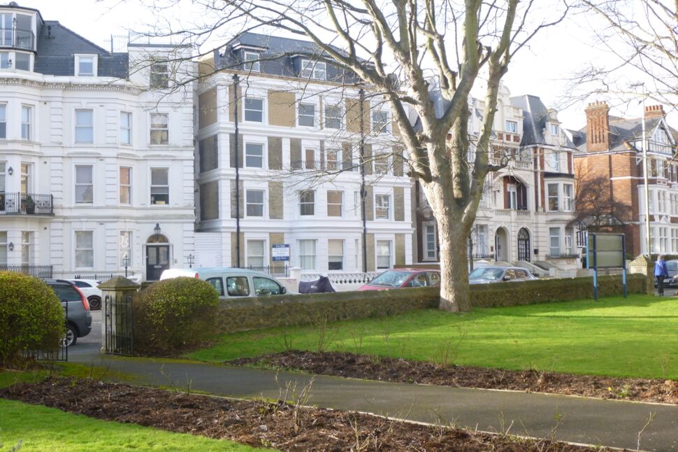 Main image of 2 bedroom  Flat to rent, Trinity Crescent, Folkestone, Kent, CT20