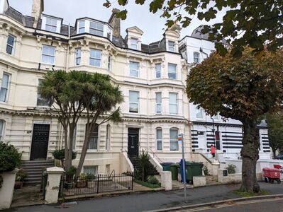 Castle Hill Avenue, 1 bedroom  Flat to rent, £800 pcm