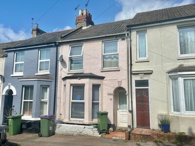 2 bedroom Mid Terrace House for sale