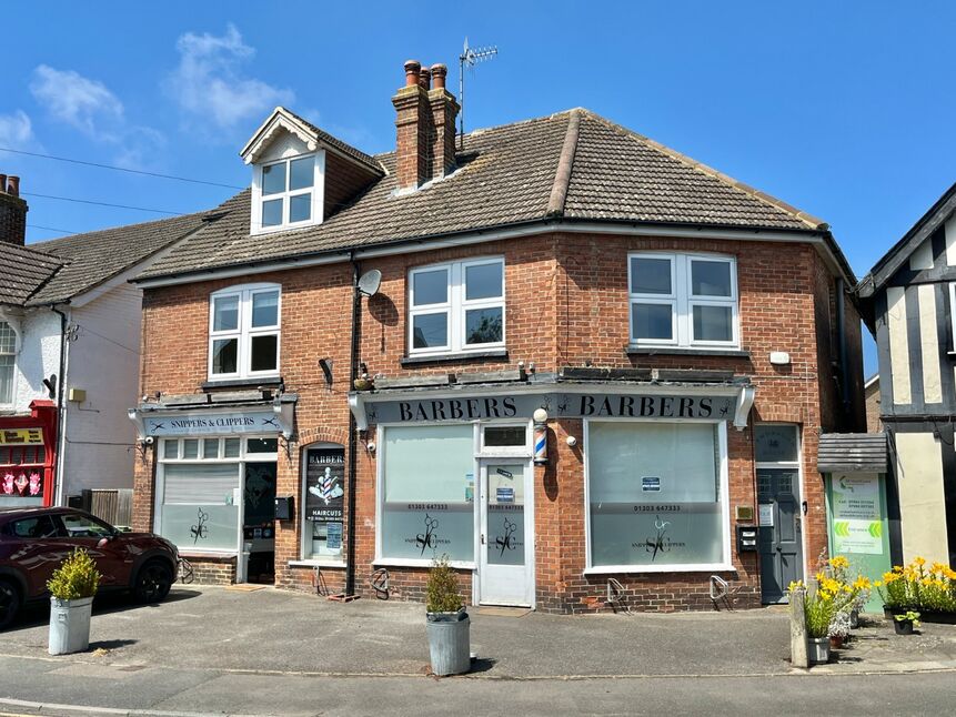 Main image of 2 bedroom  Flat for sale, Station Road, Lyminge, Kent, CT18