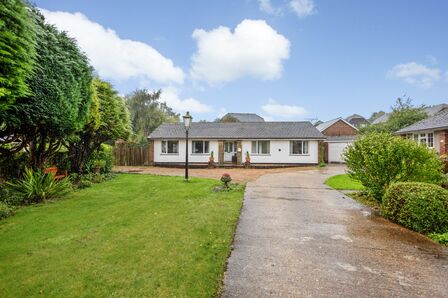 4 bedroom Detached Bungalow for sale