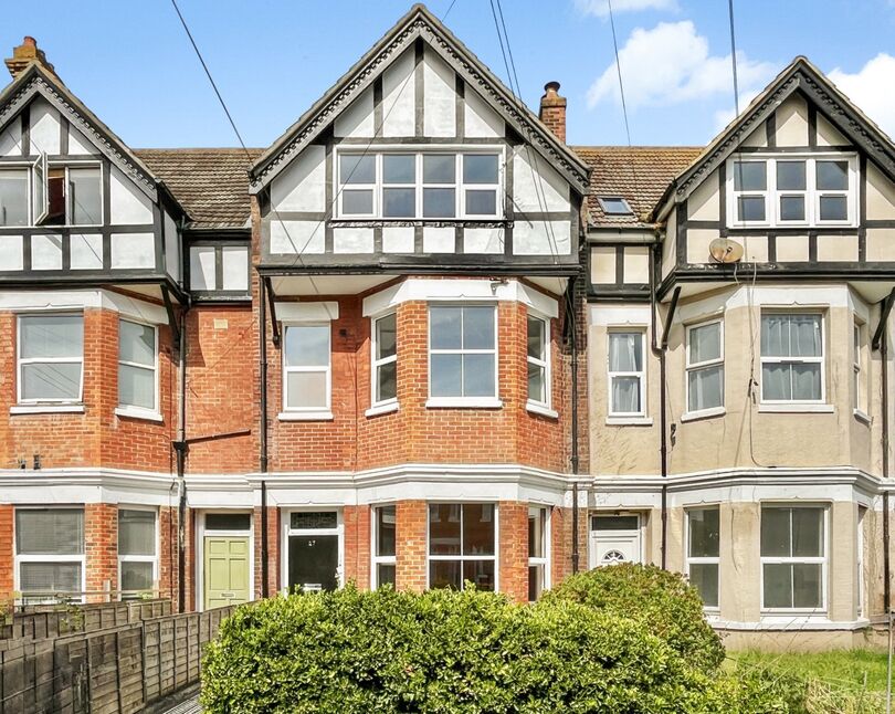 Main image of 2 bedroom  Flat for sale, Connaught Road, Folkestone, Kent, CT20