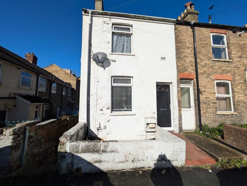 Main image of 2 bedroom End Terrace House to rent, Manor Road, Dover, Kent, CT17