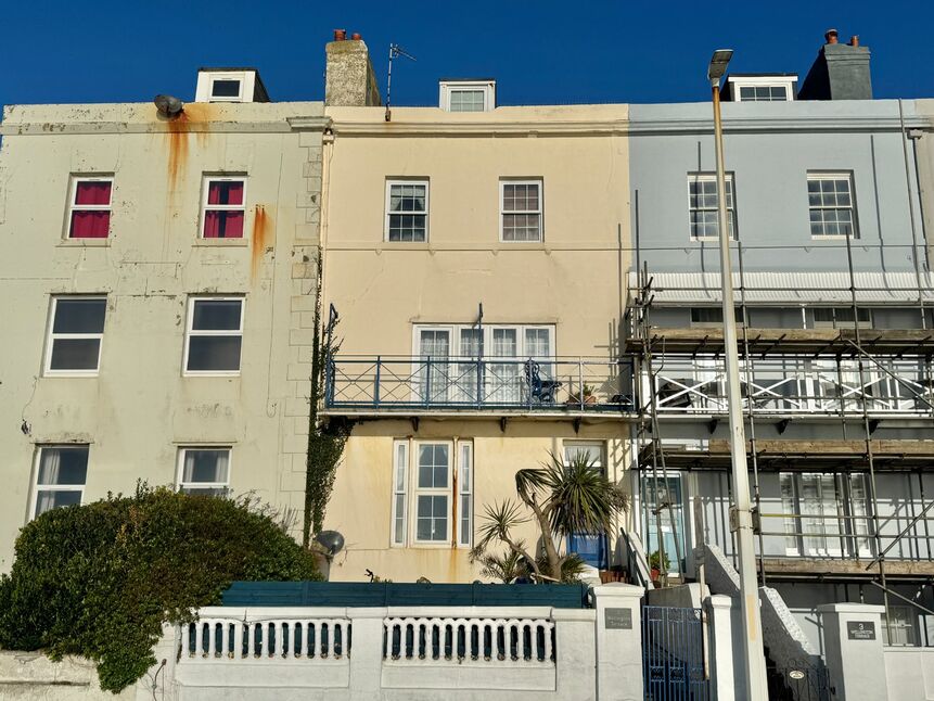 Main image of 1 bedroom  Flat for sale, Wellington Terrace, Sandgate Esplanade, Sandgate, CT20