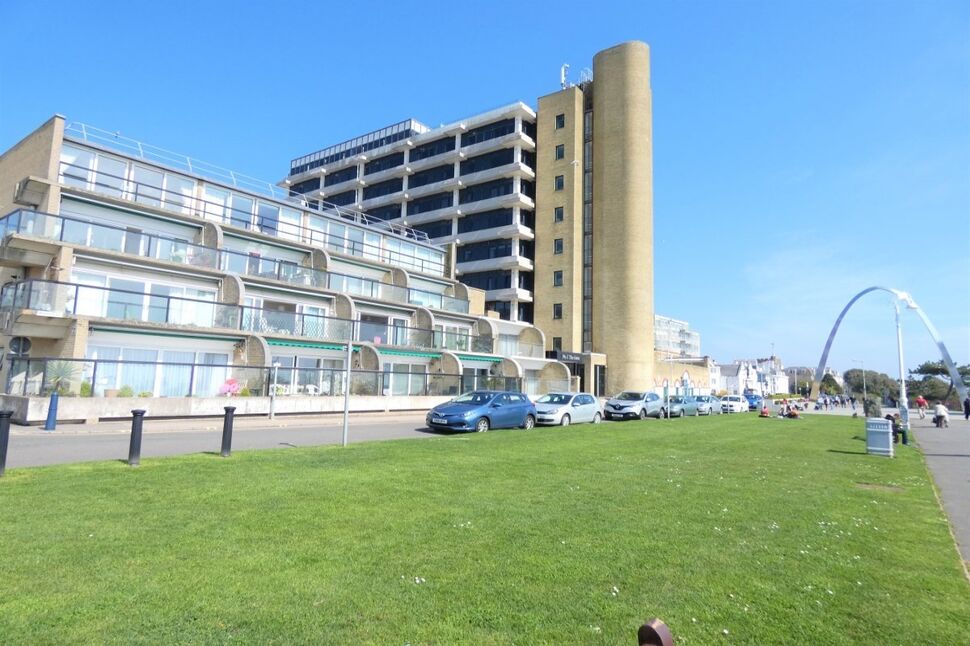 Main image of 2 bedroom  Flat for sale, Priors Lees, 5-6 The Leas, Folkestone, CT20