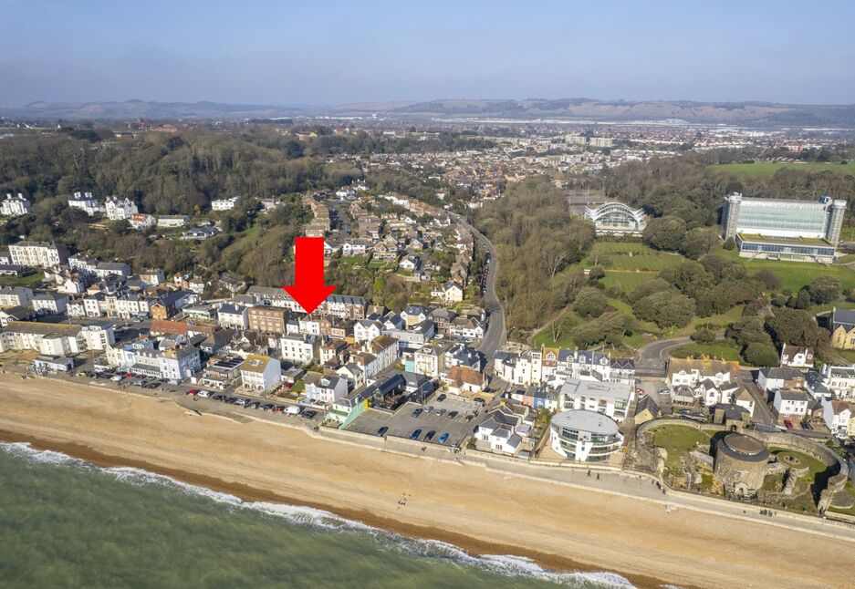 Main image of 1 bedroom End Terrace House for sale, Sandgate High Street, Sandgate, Kent, CT20