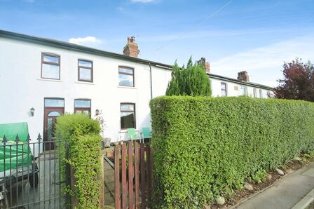 Inglewhite Road, 2 bedroom Mid Terrace House to rent, £900 pcm