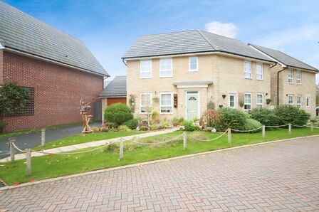 3 bedroom Detached House for sale