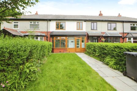 Stalybridge Road, 3 bedroom Mid Terrace House for sale, £235,000