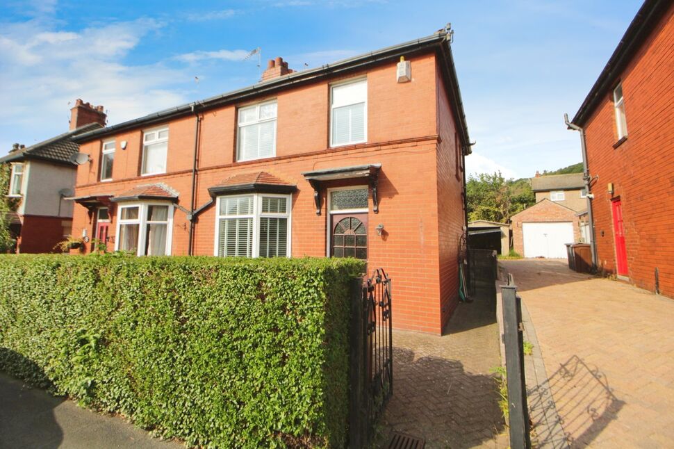 Main image of 3 bedroom Semi Detached House for sale, Sheffield Road, Glossop, Derbyshire, SK13