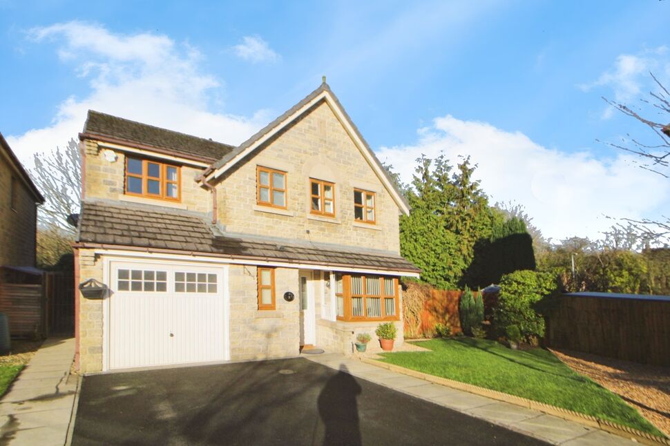 Main image of 4 bedroom Detached House for sale, Peak View, Hadfield, Derbyshire, SK13