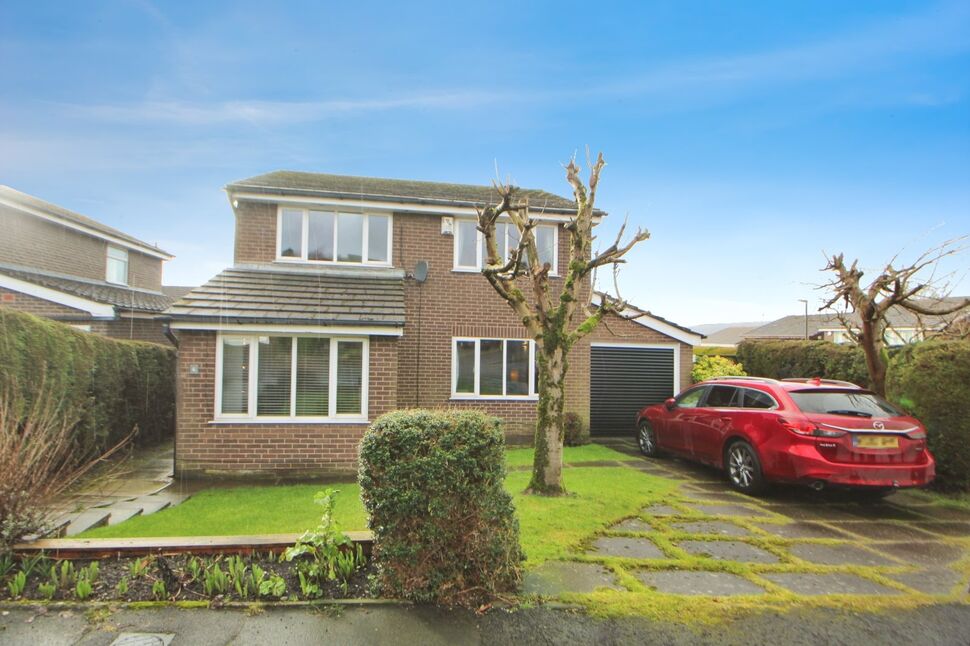 Main image of 4 bedroom Detached House for sale, Meadowfield Close, Hadfield, Derbyshire, SK13