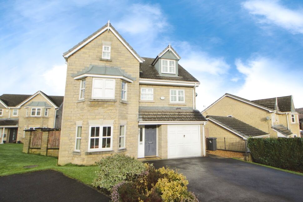 5 bedroom Detached House for sale