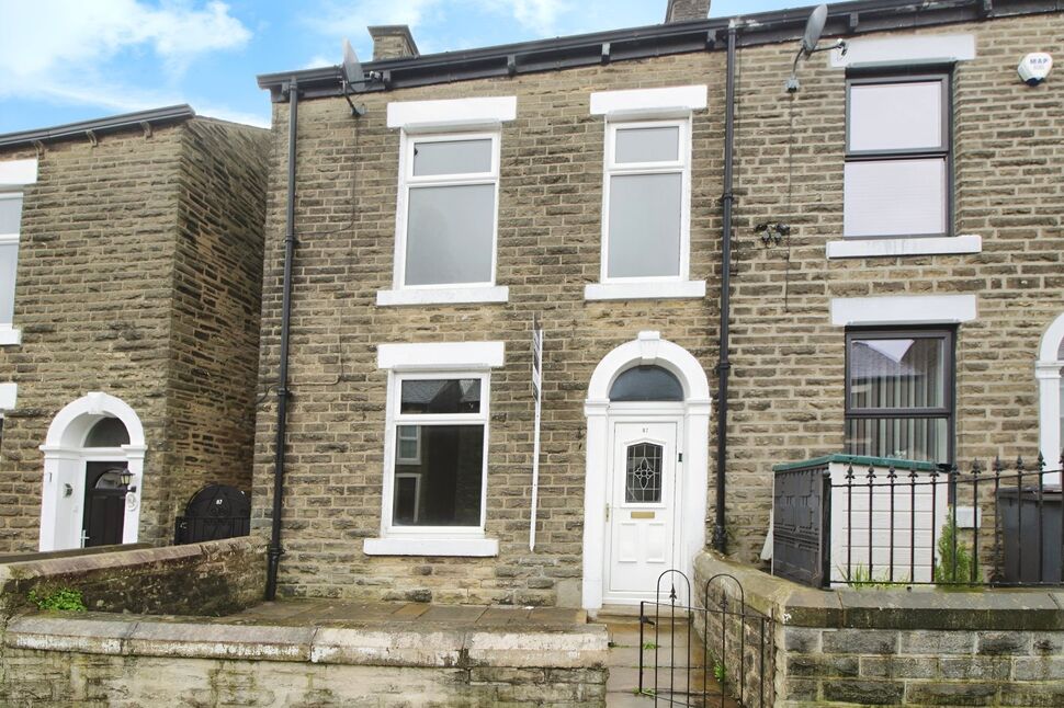 Main image of 3 bedroom End Terrace House for sale, St. Marys Road, Glossop, Derbyshire, SK13