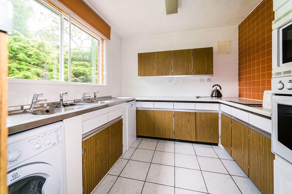 Kitchen / Breakfast Room