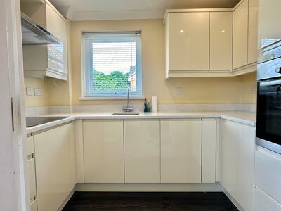 2 bedroom  Flat for sale