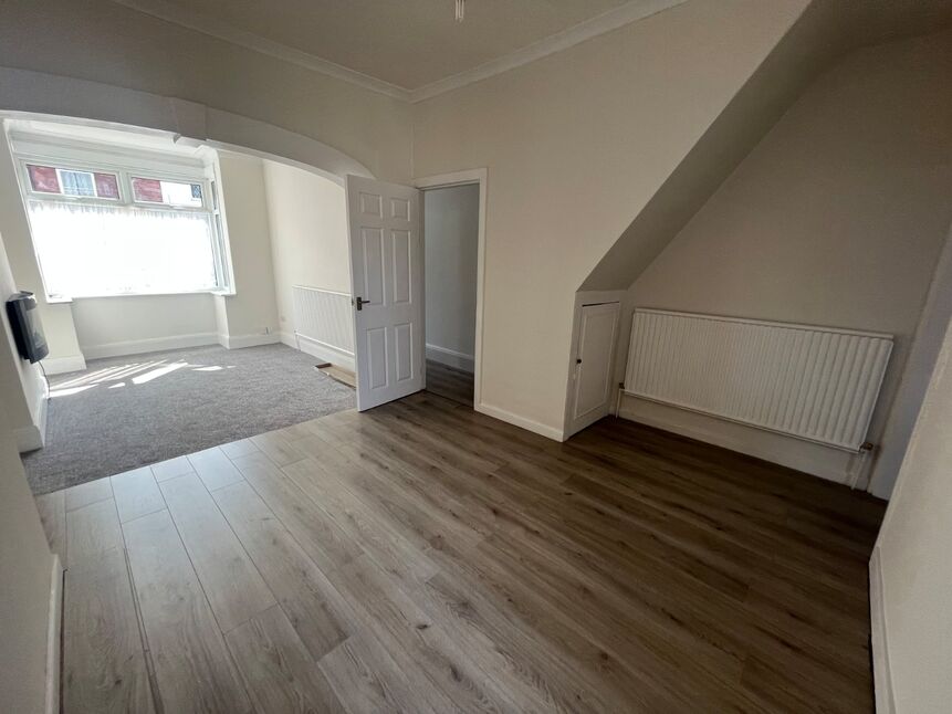 Main image of 3 bedroom Mid Terrace House to rent, Fairmont Road, Grimsby, Lincolnshire, DN32