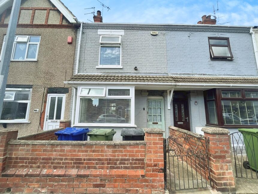 3 bedroom Mid Terrace House for sale