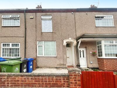 3 bedroom Mid Terrace House for sale