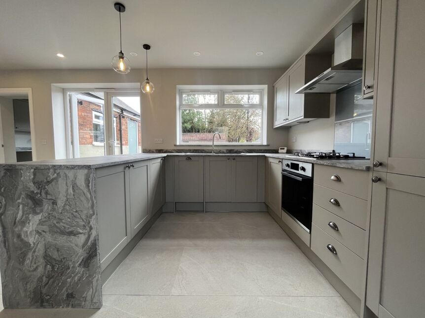 Kitchen / Dining Room