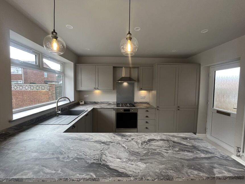 Kitchen / Dining Room